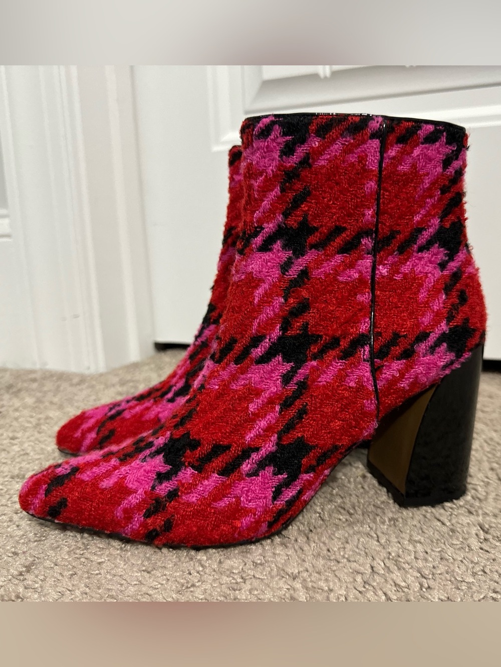 Cool Betsey Johnson size 6.5 fuchsia red black plaid Jacky booties new